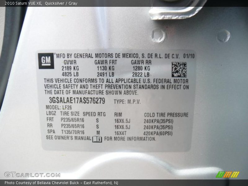 Quicksilver / Gray 2010 Saturn VUE XE