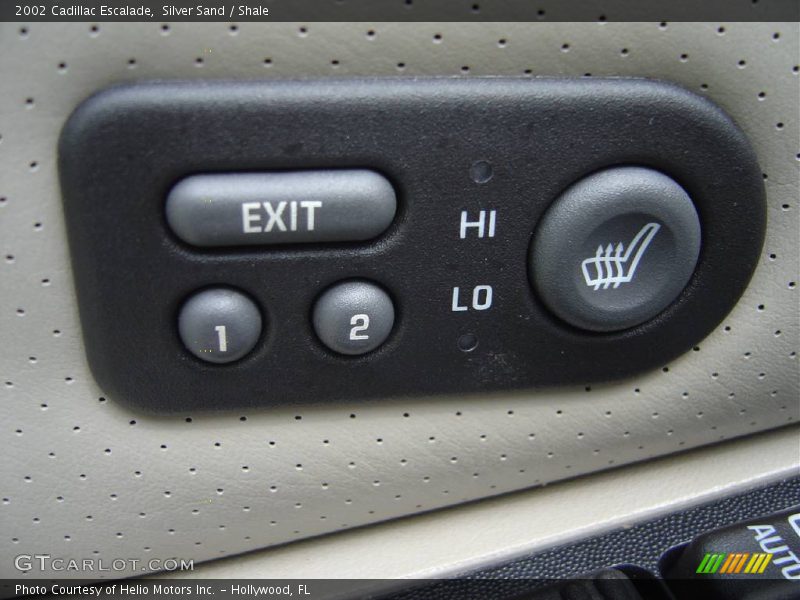 Silver Sand / Shale 2002 Cadillac Escalade