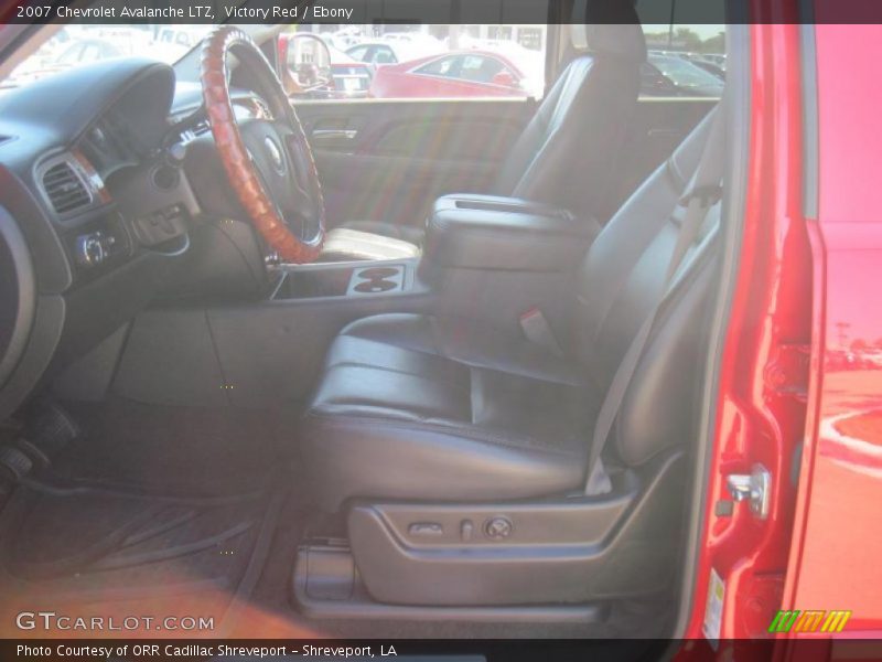 Victory Red / Ebony 2007 Chevrolet Avalanche LTZ