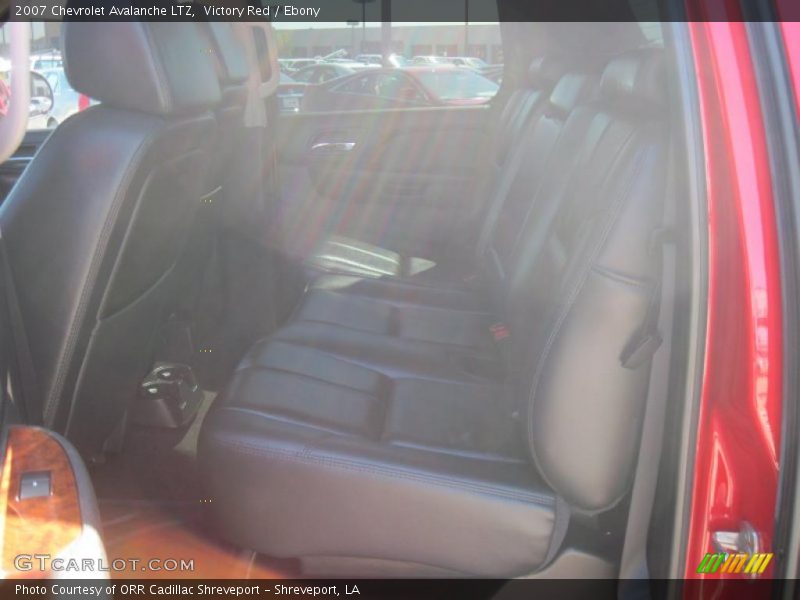 Victory Red / Ebony 2007 Chevrolet Avalanche LTZ