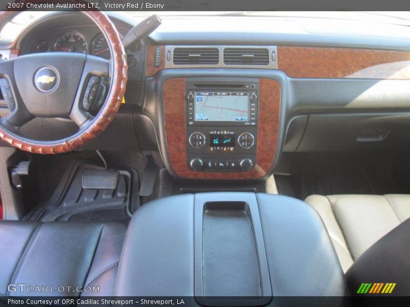Victory Red / Ebony 2007 Chevrolet Avalanche LTZ
