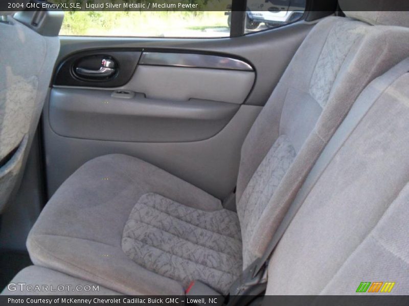 Liquid Silver Metallic / Medium Pewter 2004 GMC Envoy XL SLE