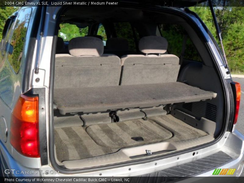 Liquid Silver Metallic / Medium Pewter 2004 GMC Envoy XL SLE