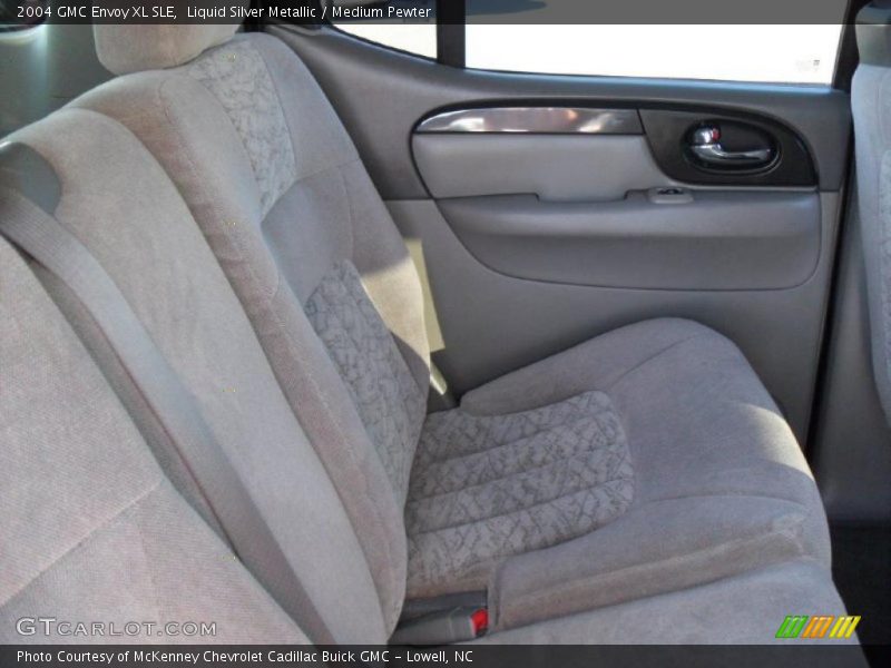 Liquid Silver Metallic / Medium Pewter 2004 GMC Envoy XL SLE