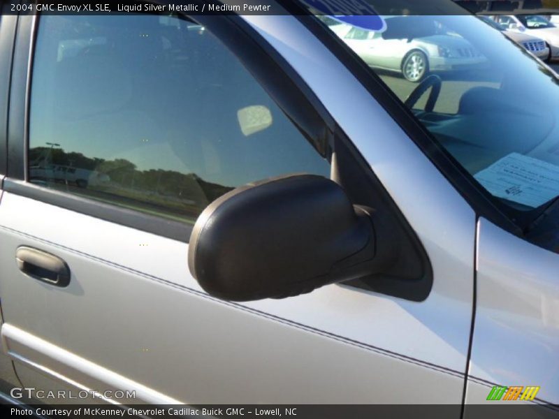 Liquid Silver Metallic / Medium Pewter 2004 GMC Envoy XL SLE