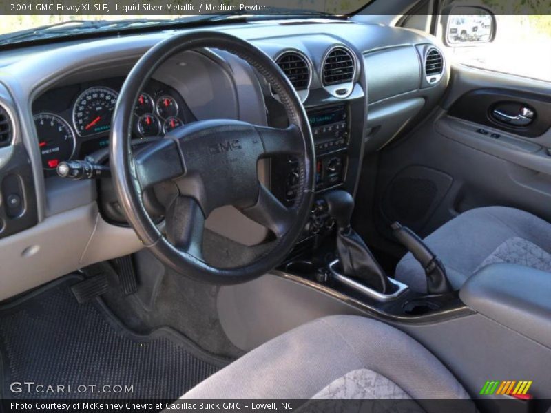 Liquid Silver Metallic / Medium Pewter 2004 GMC Envoy XL SLE