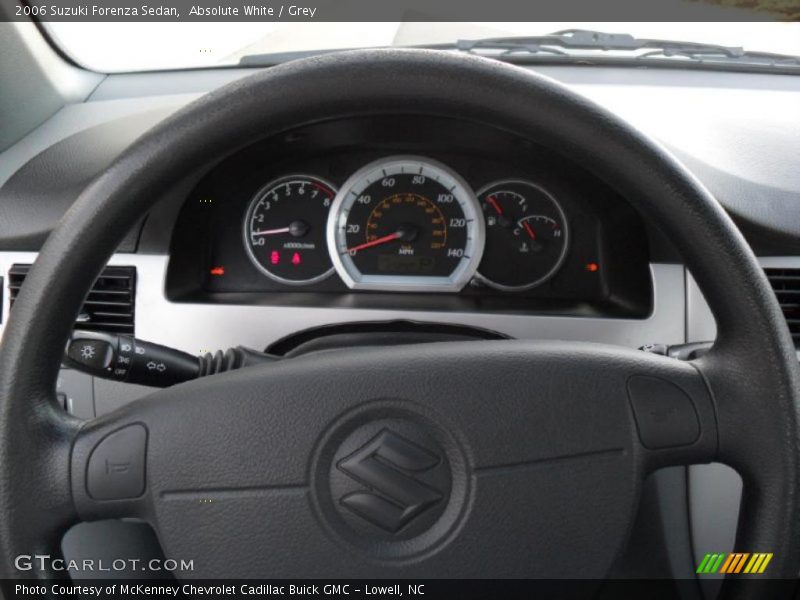 Absolute White / Grey 2006 Suzuki Forenza Sedan
