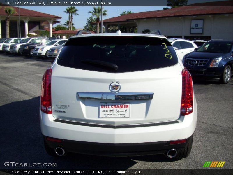 Platinum Ice Tricoat / Ebony/Titanium 2011 Cadillac SRX FWD