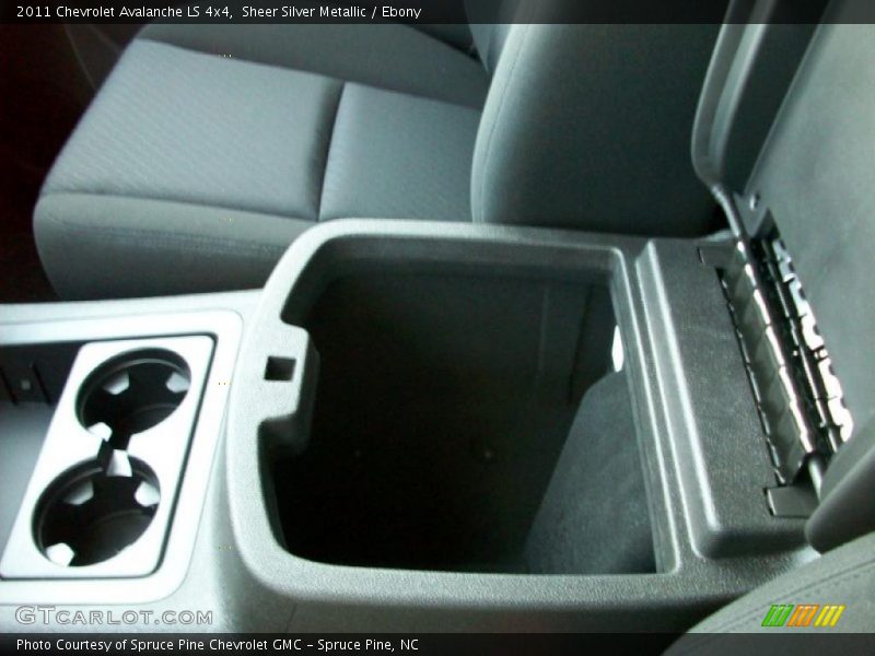 Sheer Silver Metallic / Ebony 2011 Chevrolet Avalanche LS 4x4