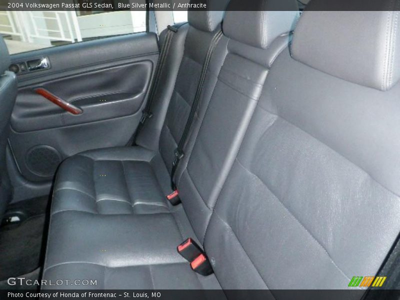 Blue Silver Metallic / Anthracite 2004 Volkswagen Passat GLS Sedan