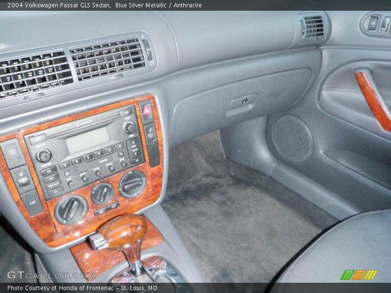 Blue Silver Metallic / Anthracite 2004 Volkswagen Passat GLS Sedan