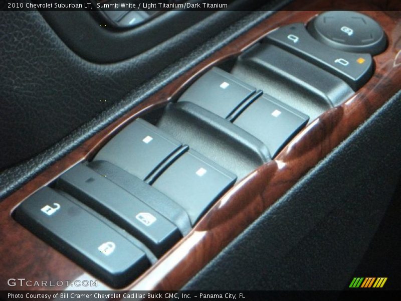 Summit White / Light Titanium/Dark Titanium 2010 Chevrolet Suburban LT