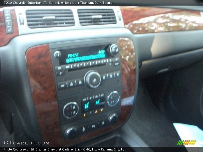Summit White / Light Titanium/Dark Titanium 2010 Chevrolet Suburban LT