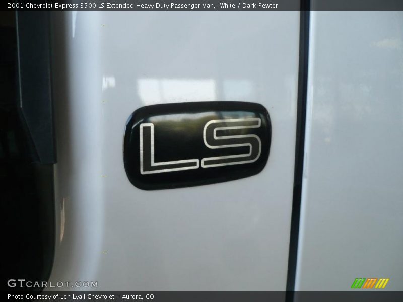 White / Dark Pewter 2001 Chevrolet Express 3500 LS Extended Heavy Duty Passenger Van