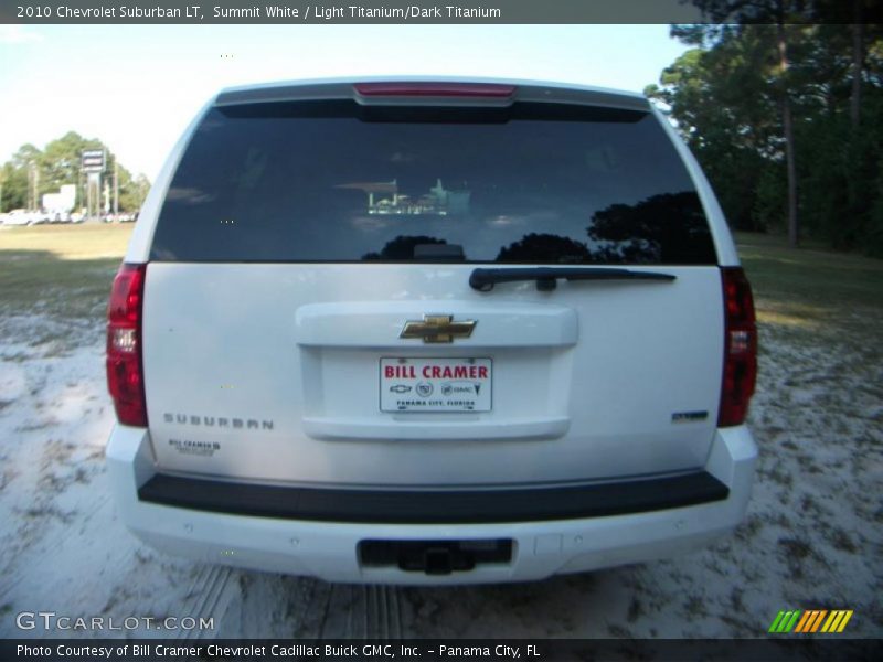 Summit White / Light Titanium/Dark Titanium 2010 Chevrolet Suburban LT