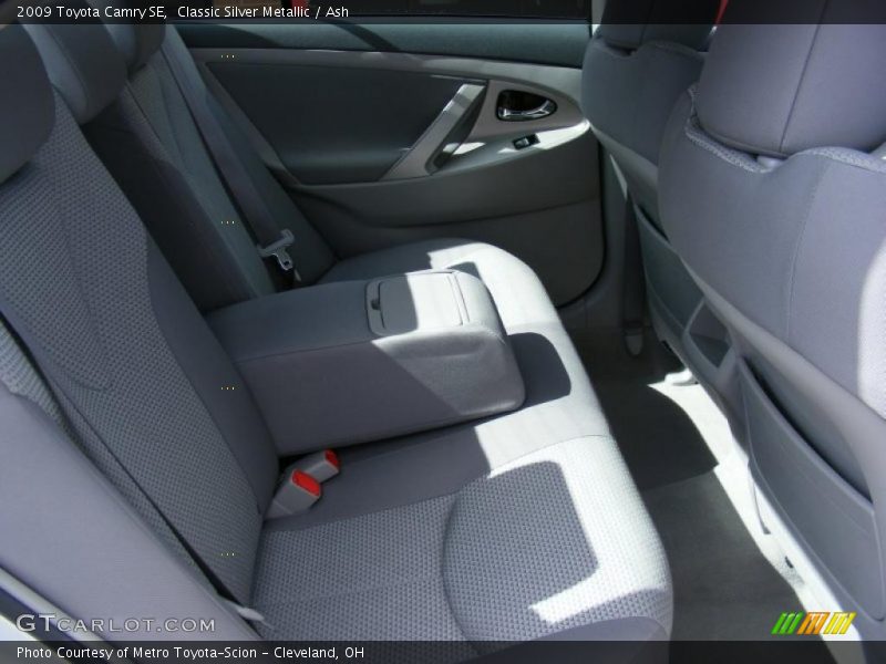 Classic Silver Metallic / Ash 2009 Toyota Camry SE