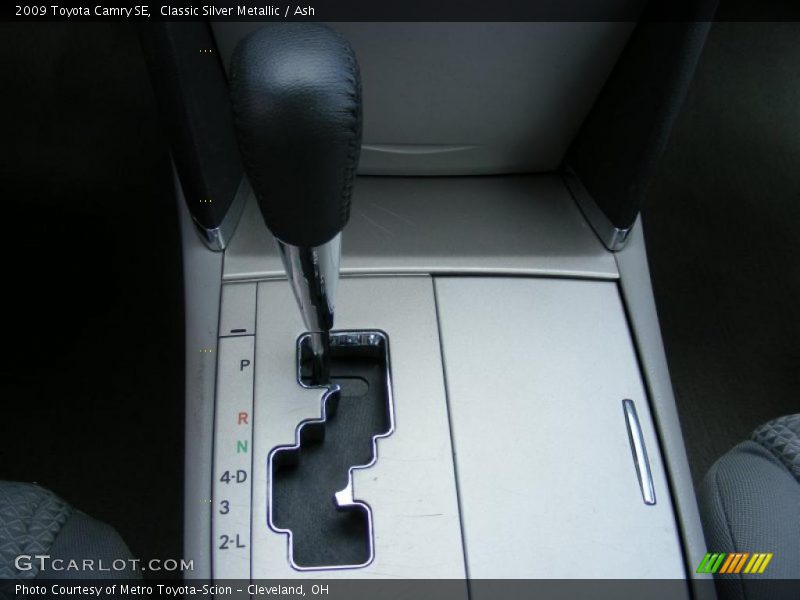 Classic Silver Metallic / Ash 2009 Toyota Camry SE
