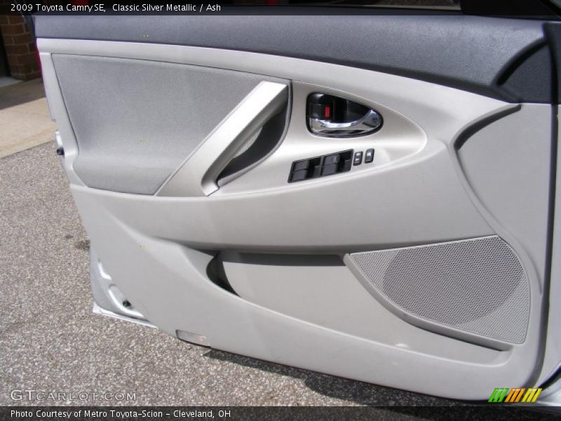 Classic Silver Metallic / Ash 2009 Toyota Camry SE