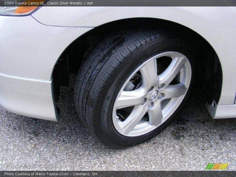 Classic Silver Metallic / Ash 2009 Toyota Camry SE