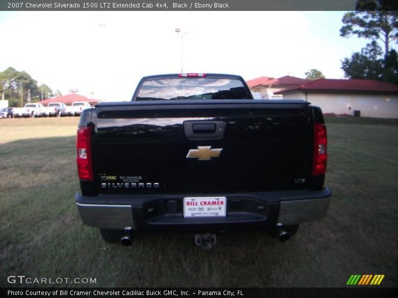 Black / Ebony Black 2007 Chevrolet Silverado 1500 LTZ Extended Cab 4x4