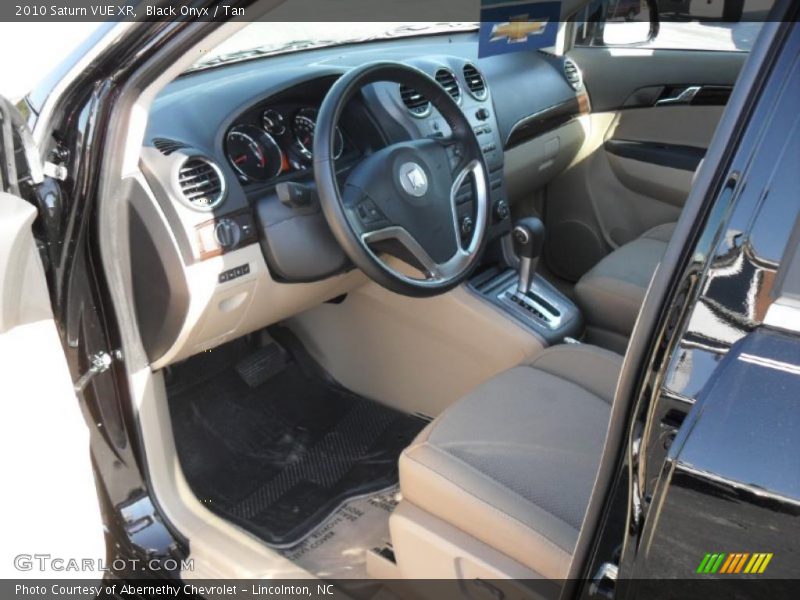 Black Onyx / Tan 2010 Saturn VUE XR