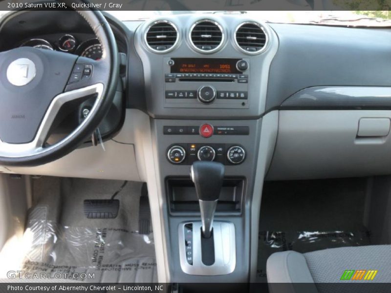 Quicksilver / Gray 2010 Saturn VUE XR