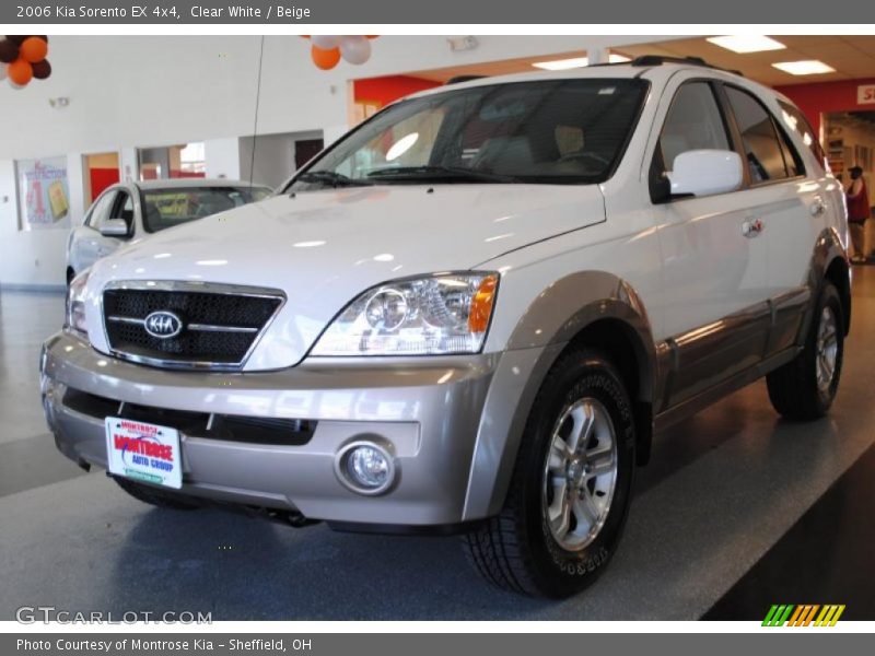 Clear White / Beige 2006 Kia Sorento EX 4x4