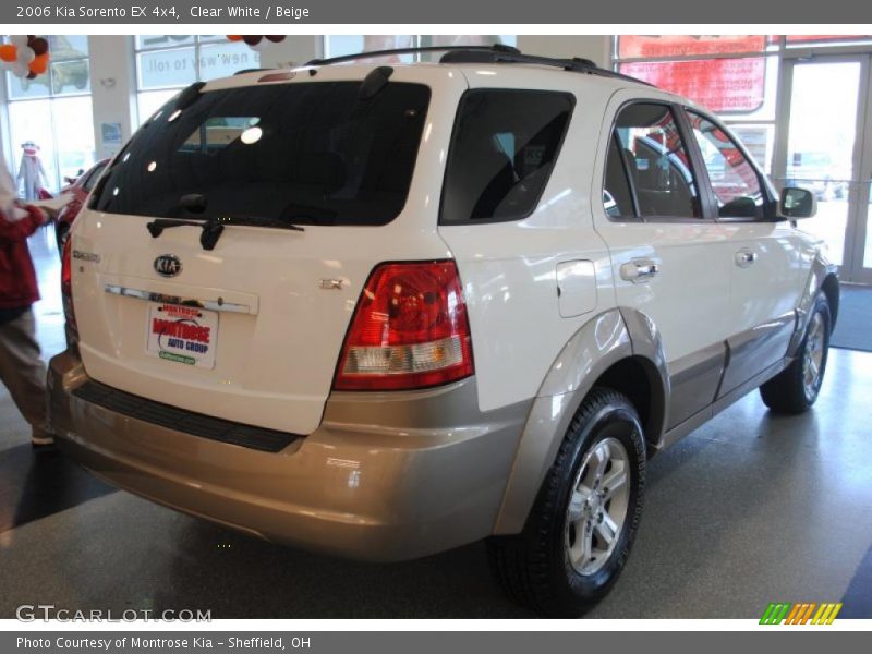 Clear White / Beige 2006 Kia Sorento EX 4x4