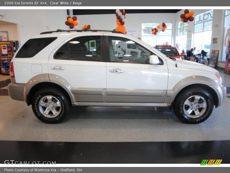 Clear White / Beige 2006 Kia Sorento EX 4x4