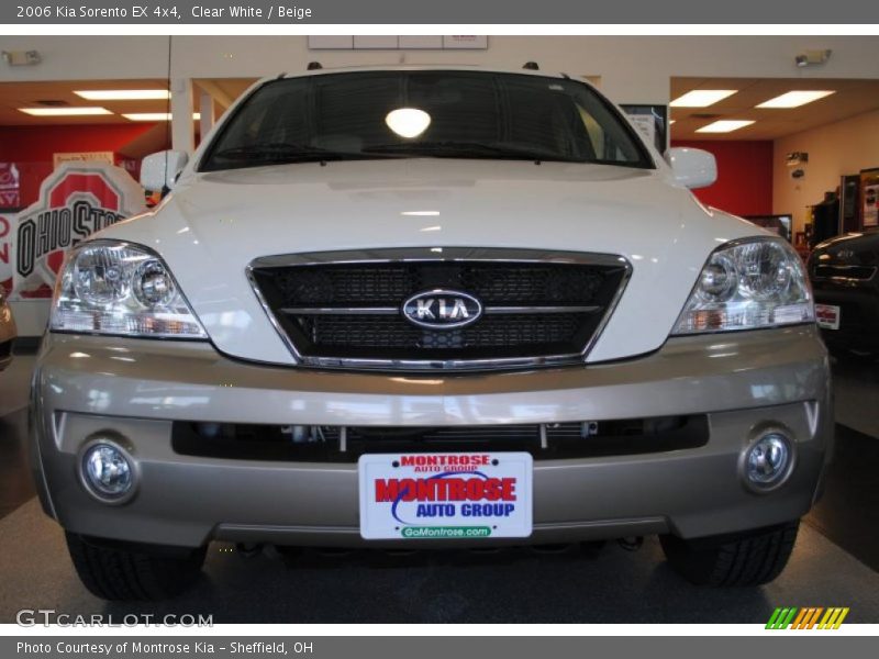 Clear White / Beige 2006 Kia Sorento EX 4x4