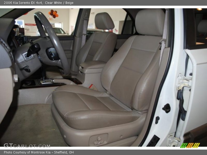 Clear White / Beige 2006 Kia Sorento EX 4x4