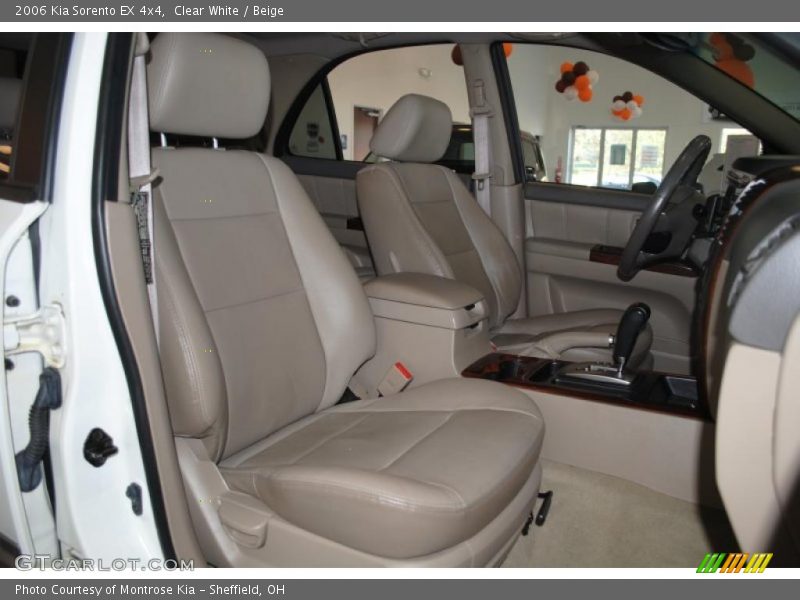 Clear White / Beige 2006 Kia Sorento EX 4x4