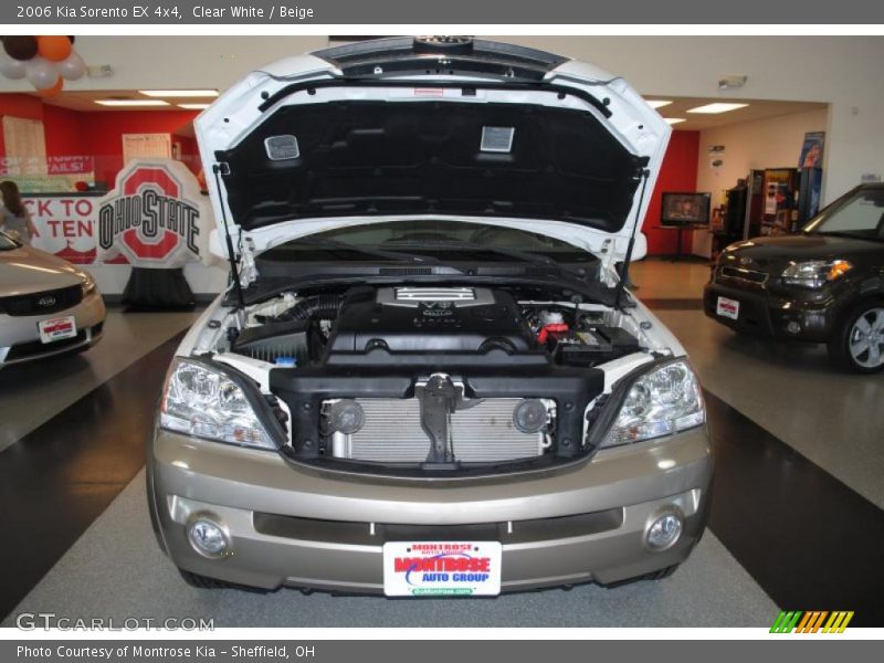 Clear White / Beige 2006 Kia Sorento EX 4x4