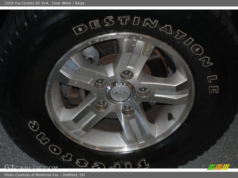 Clear White / Beige 2006 Kia Sorento EX 4x4