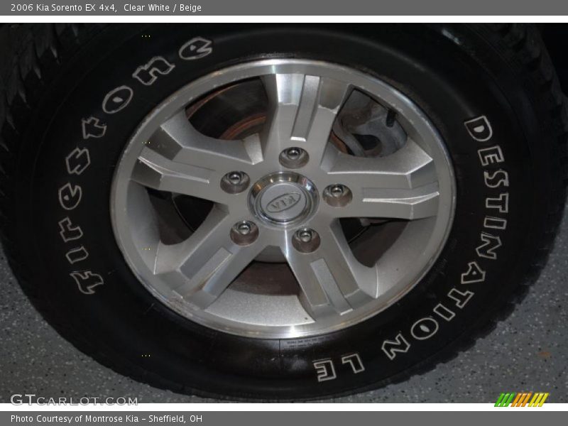 Clear White / Beige 2006 Kia Sorento EX 4x4