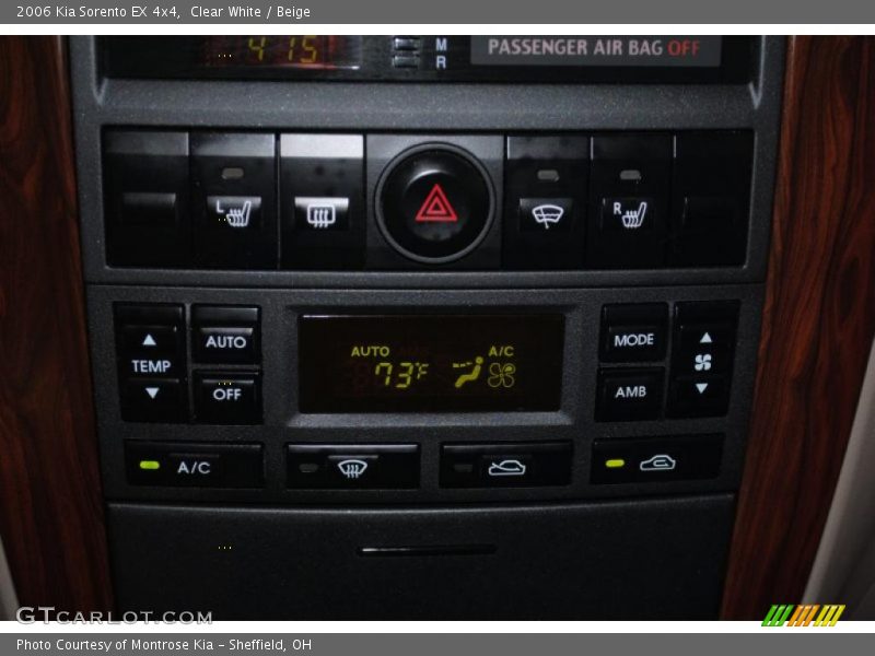 Clear White / Beige 2006 Kia Sorento EX 4x4