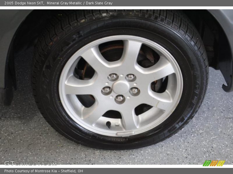 Mineral Gray Metallic / Dark Slate Gray 2005 Dodge Neon SXT