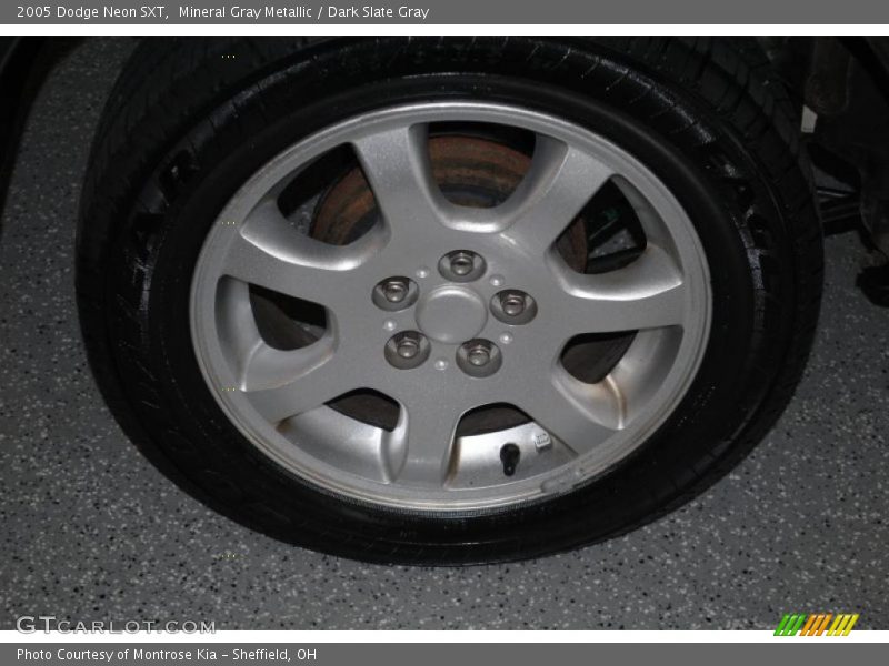 Mineral Gray Metallic / Dark Slate Gray 2005 Dodge Neon SXT