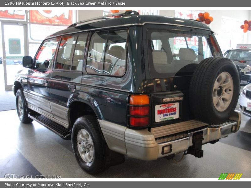 Black Sea Green Metallic / Beige 1996 Mitsubishi Montero LS 4x4