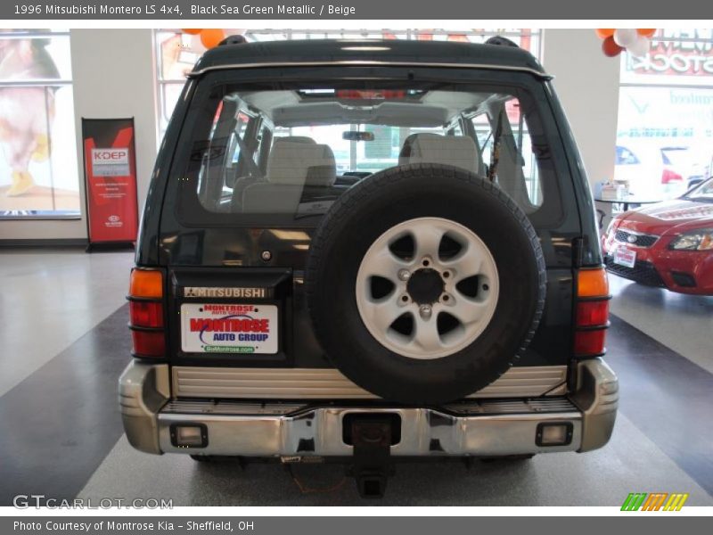 Black Sea Green Metallic / Beige 1996 Mitsubishi Montero LS 4x4