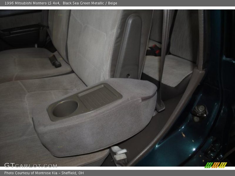 Black Sea Green Metallic / Beige 1996 Mitsubishi Montero LS 4x4