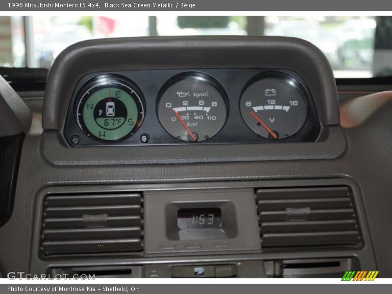 Black Sea Green Metallic / Beige 1996 Mitsubishi Montero LS 4x4