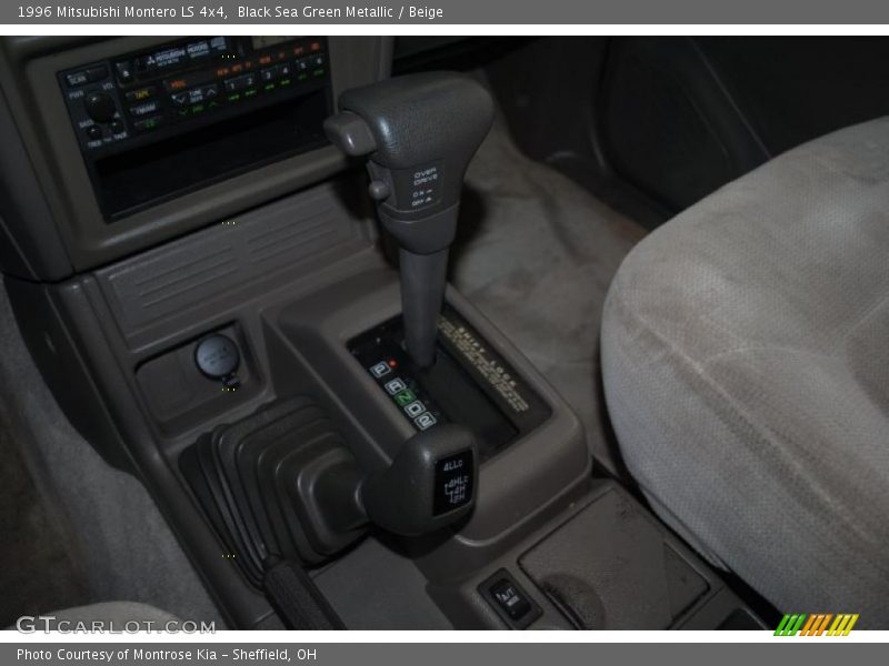 Black Sea Green Metallic / Beige 1996 Mitsubishi Montero LS 4x4