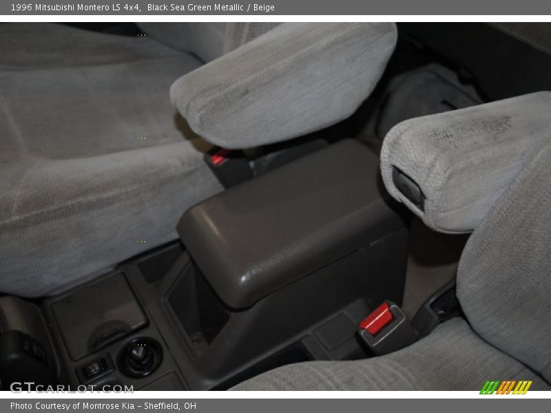 Black Sea Green Metallic / Beige 1996 Mitsubishi Montero LS 4x4