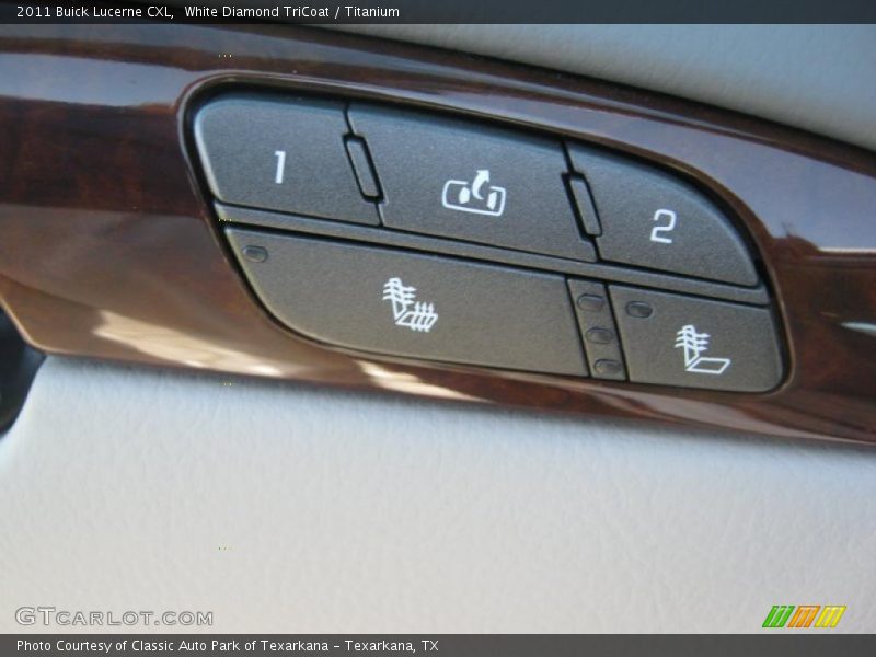 White Diamond TriCoat / Titanium 2011 Buick Lucerne CXL