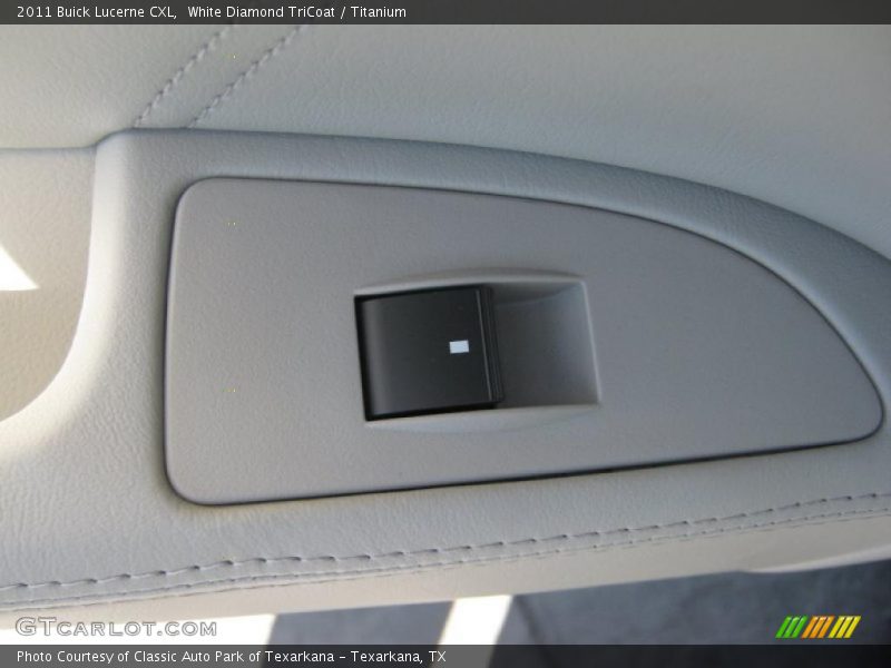 White Diamond TriCoat / Titanium 2011 Buick Lucerne CXL