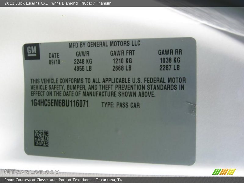 White Diamond TriCoat / Titanium 2011 Buick Lucerne CXL
