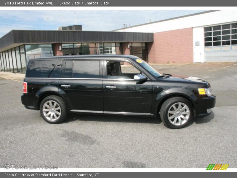 Tuxedo Black / Charcoal Black 2010 Ford Flex Limited AWD