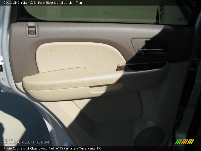 Pure Silver Metallic / Light Tan 2011 GMC Yukon SLE