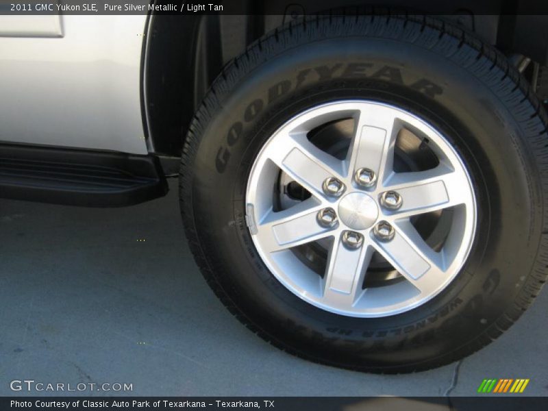 Pure Silver Metallic / Light Tan 2011 GMC Yukon SLE